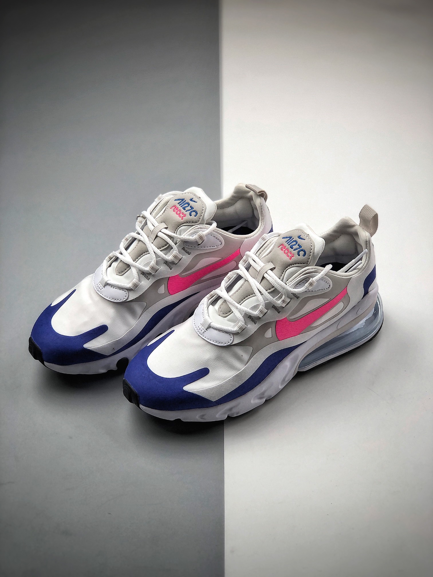 200 耐克Nike Wmns Air Max 270 React ”White/Light Blue”270瑞亚赛车系列后半掌气垫百搭运动慢跑鞋