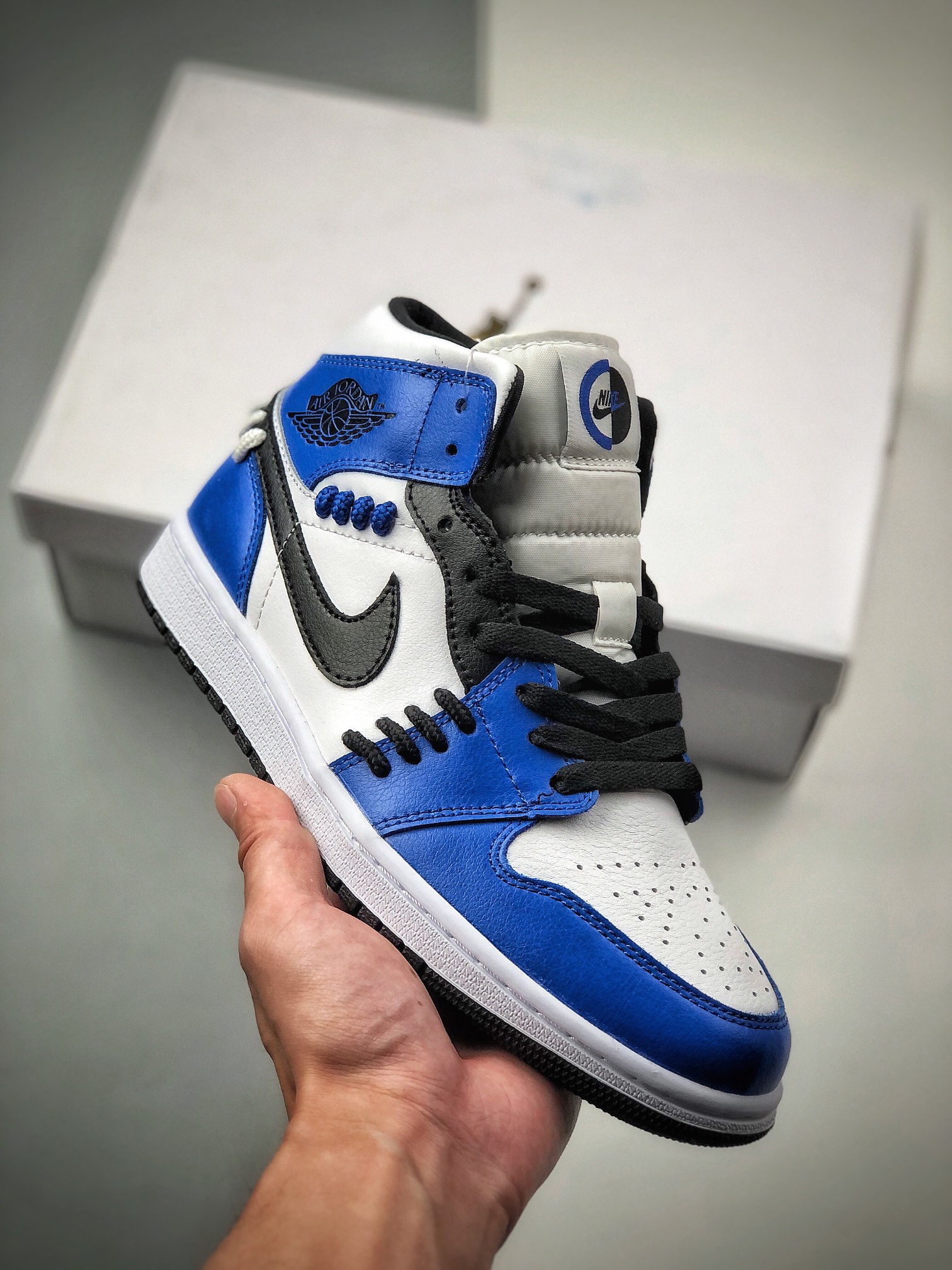 240  Air Jordan 1 Mid AJ1乔1中帮文化篮球鞋 CV0152-401