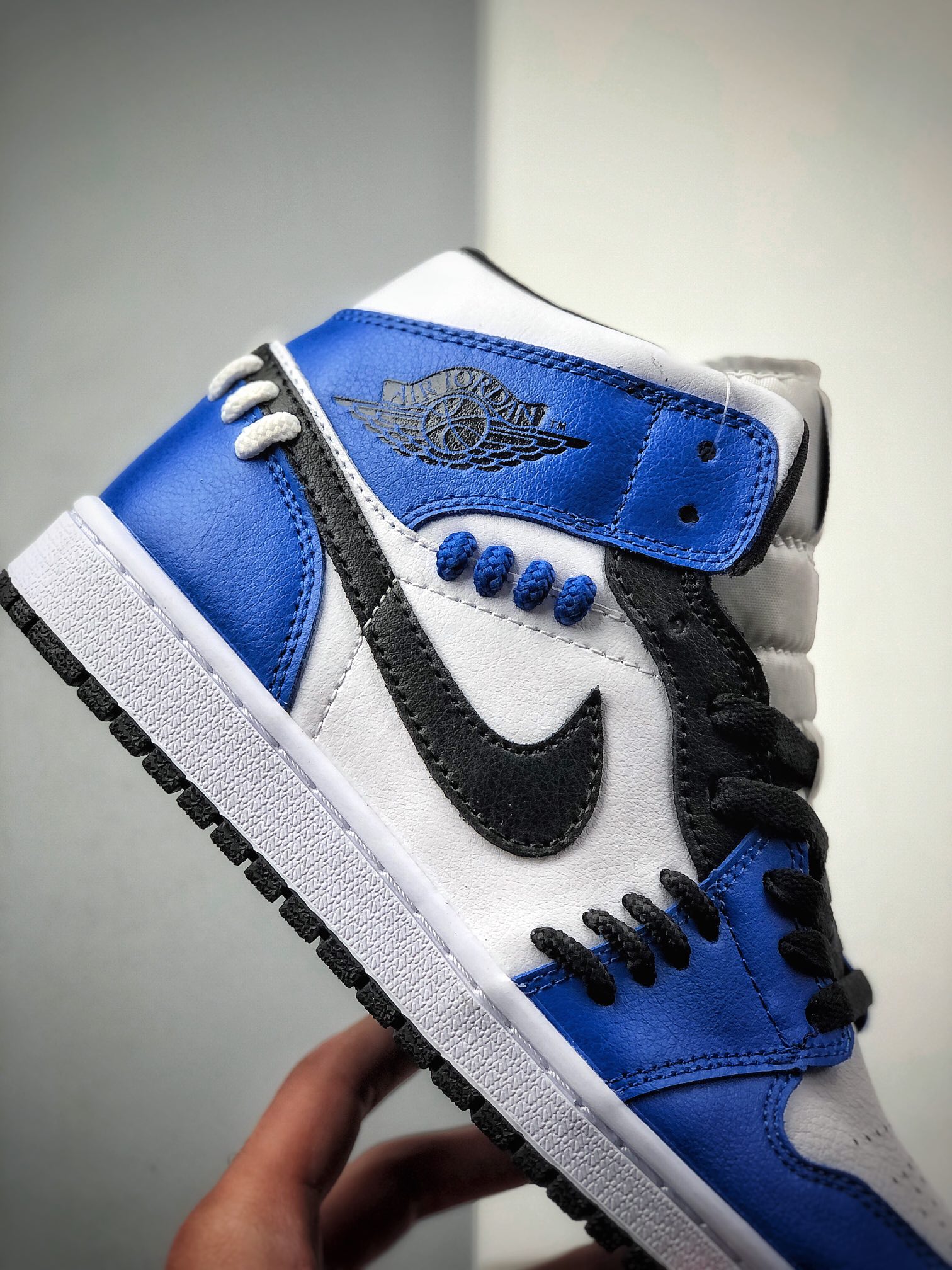 240  Air Jordan 1 Mid AJ1乔1中帮文化篮球鞋 CV0152-401