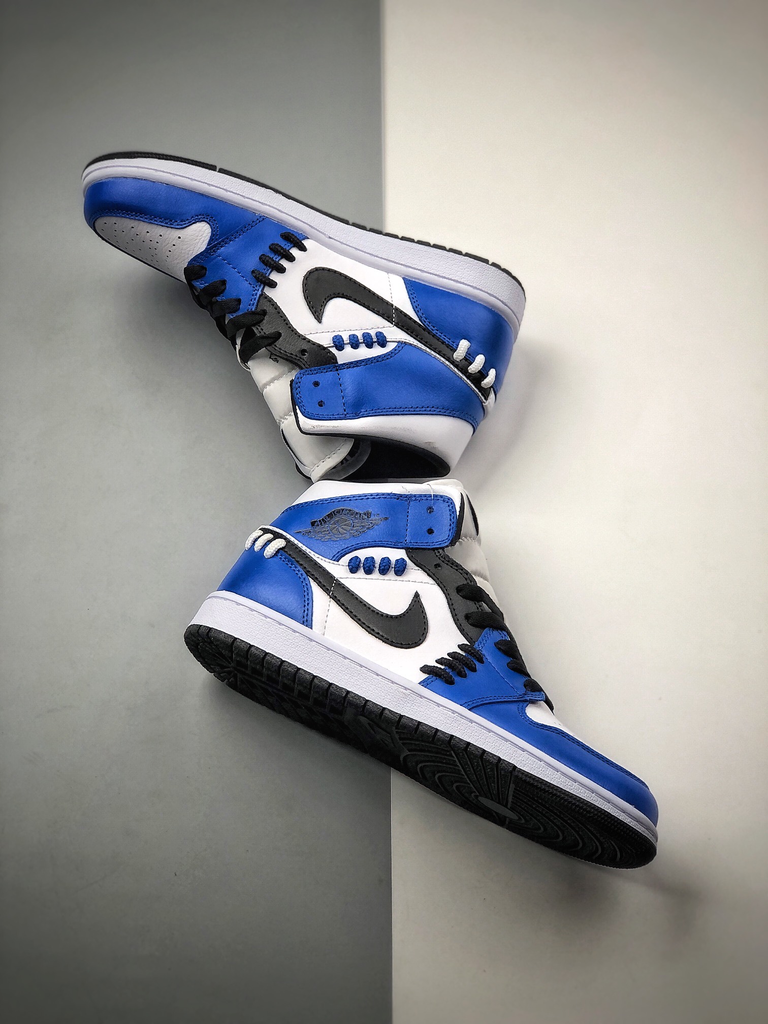 240  Air Jordan 1 Mid AJ1乔1中帮文化篮球鞋 CV0152-401