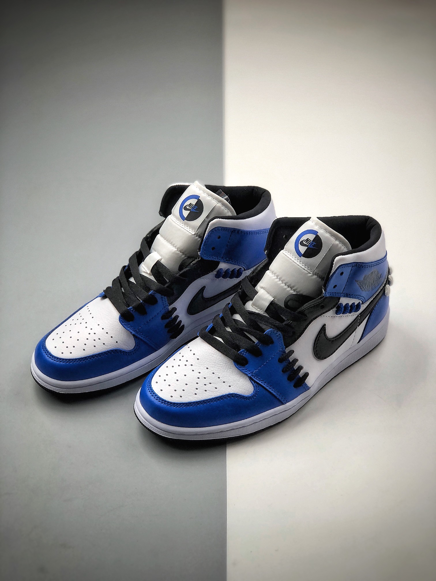240  Air Jordan 1 Mid AJ1乔1中帮文化篮球鞋 CV0152-401