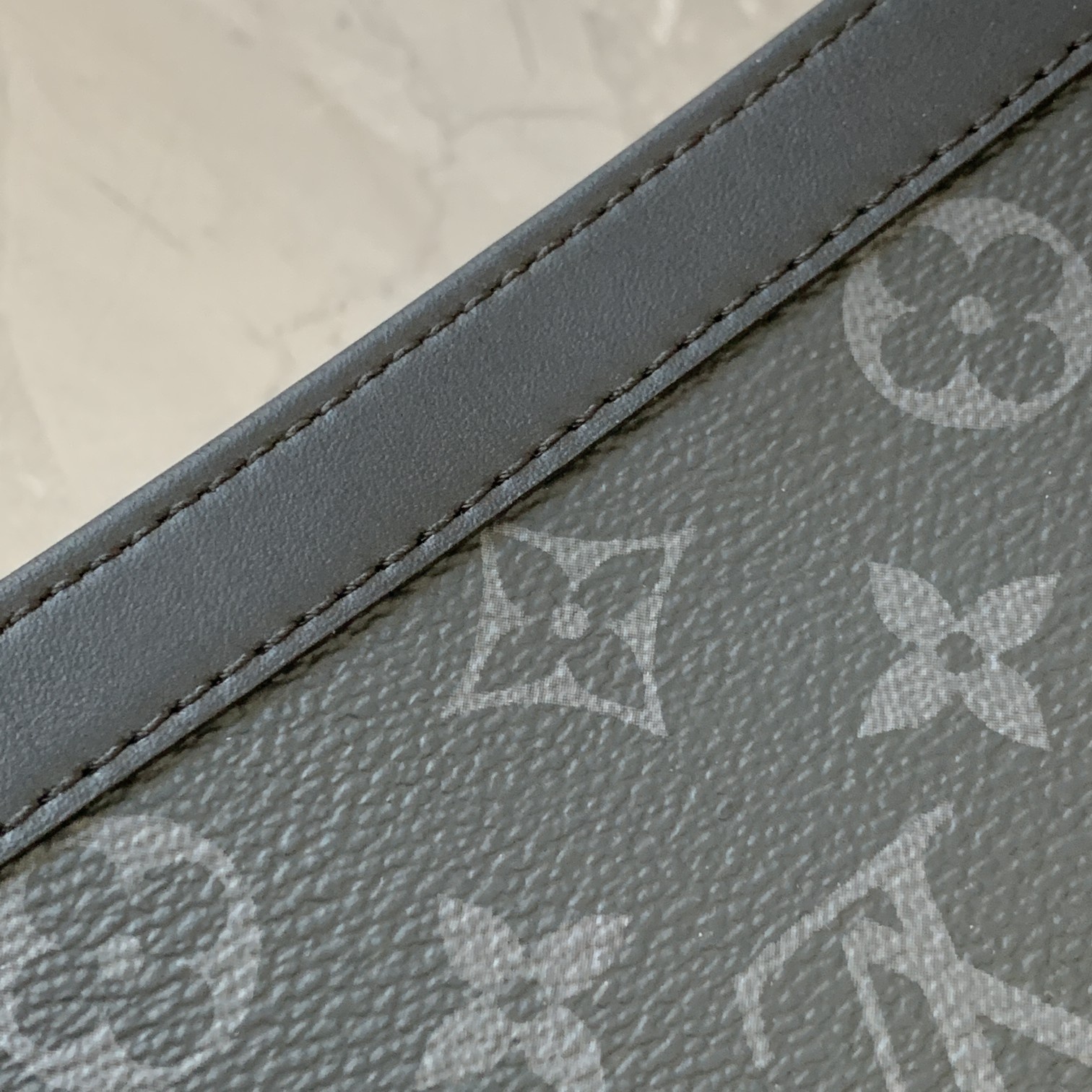 [ ] M61692 Monogram Eclipse. Crafted from French Grade-A leather with ex - Bag 4