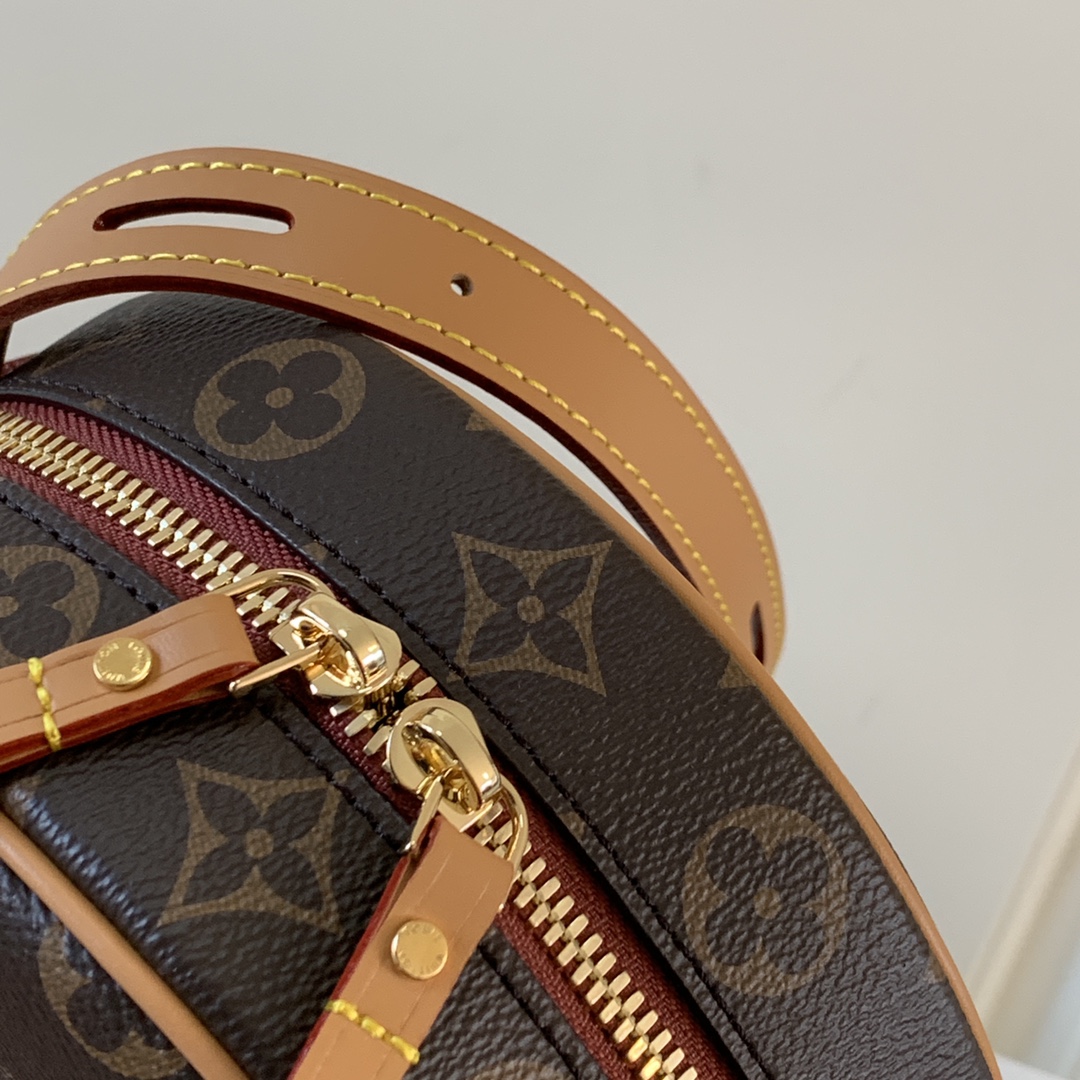 原厂皮M45578老花皮料是正品法国A级品质手工油边细节非常精致尺寸:18x17x7