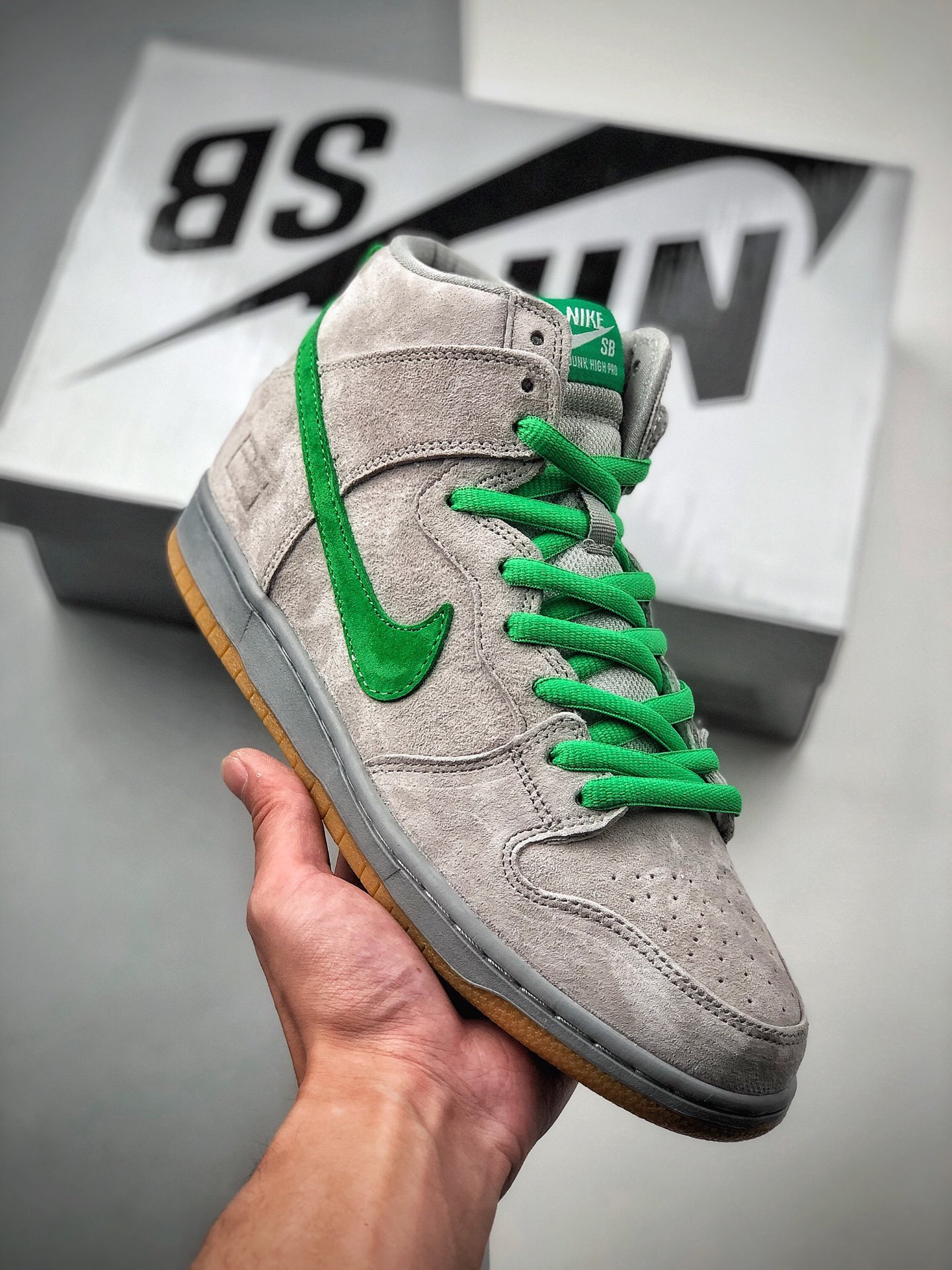 Nike SB Dunk High PREM "Grey Box" Caja plateada Zapatillas de skate de caña alta para moda y ocio Limpieza, bordado elé…