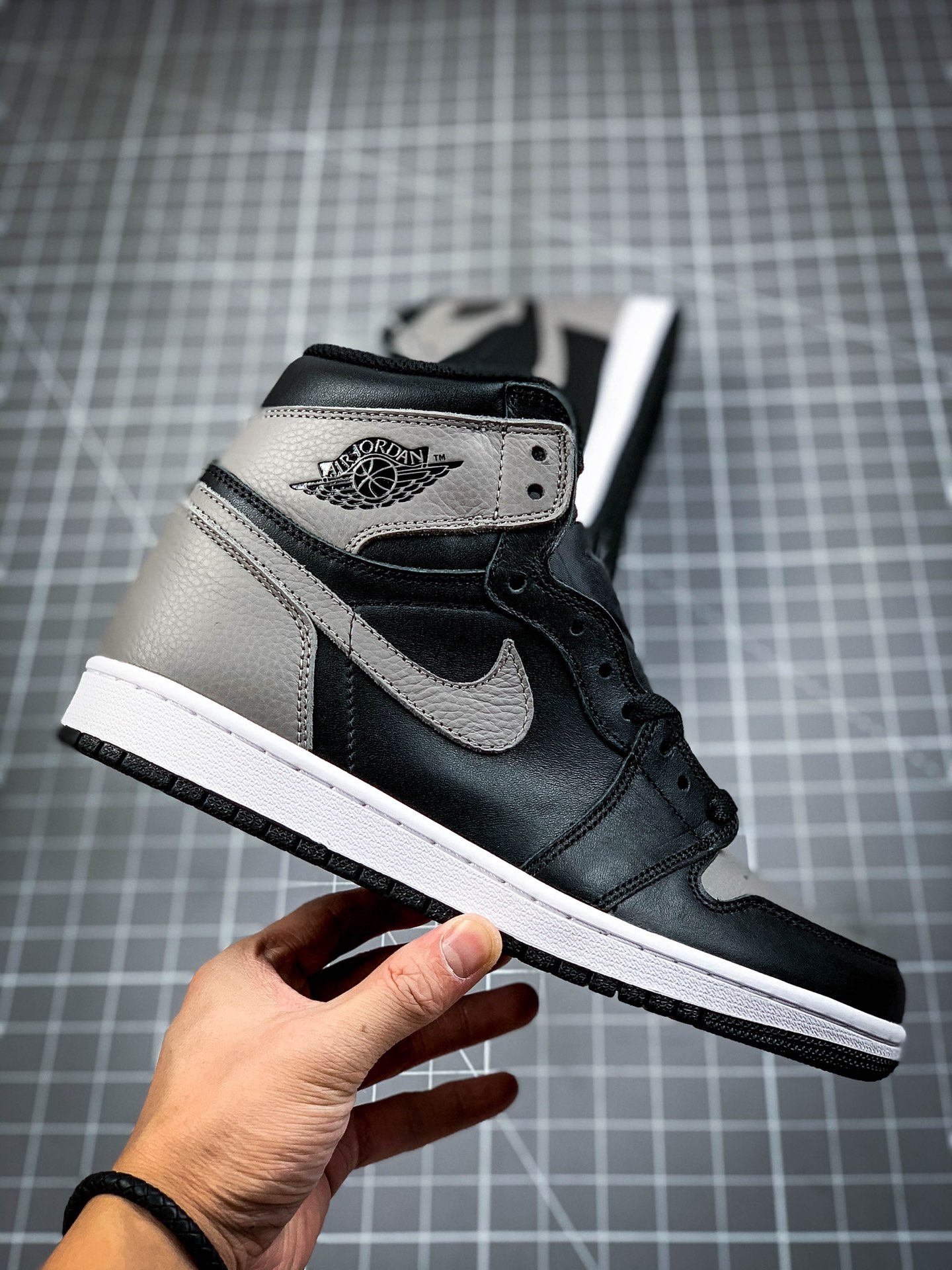 240 Air Jordan 1 AJ1 Retro High OG ” Shadow ”  灰影子 555088-013