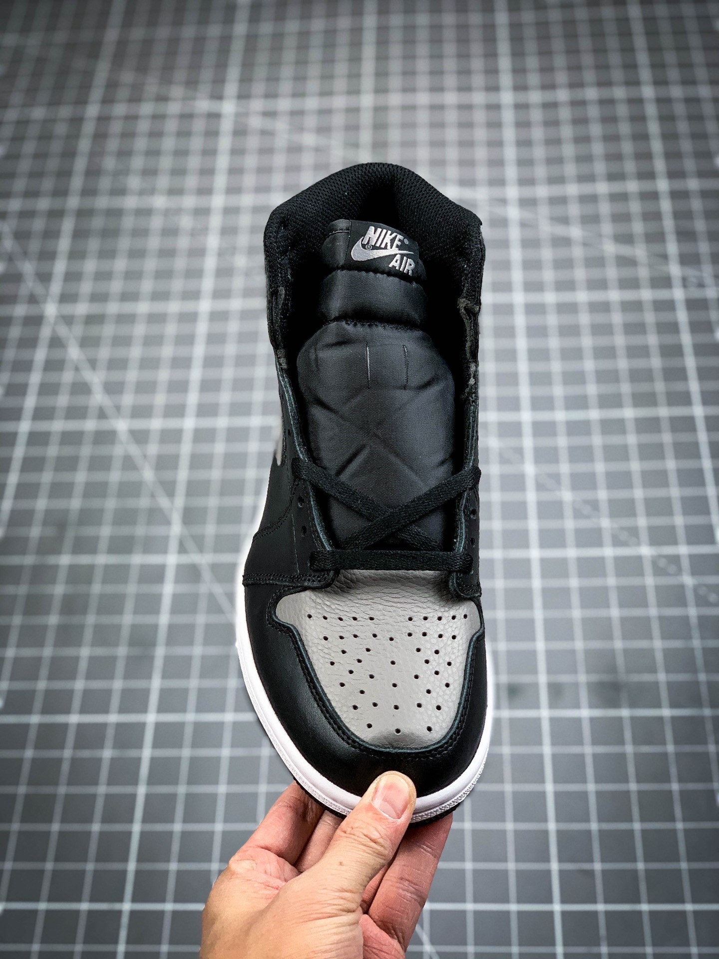 240 Air Jordan 1 AJ1 Retro High OG ” Shadow ”  灰影子 555088-013