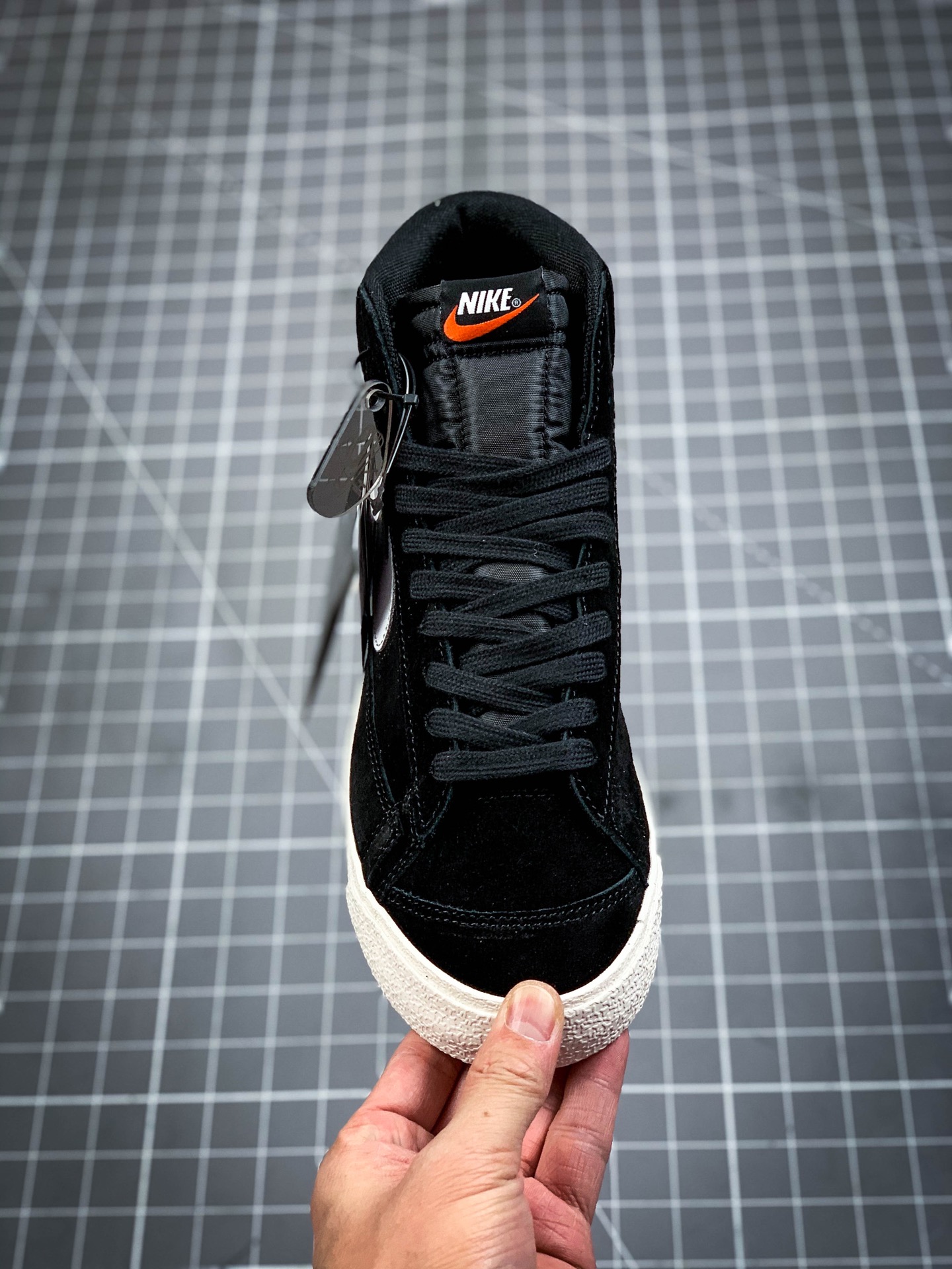 190 Nike Blazer Mid '77 Suede 开拓者经典黑白高帮百搭休闲板鞋 CI1172-005