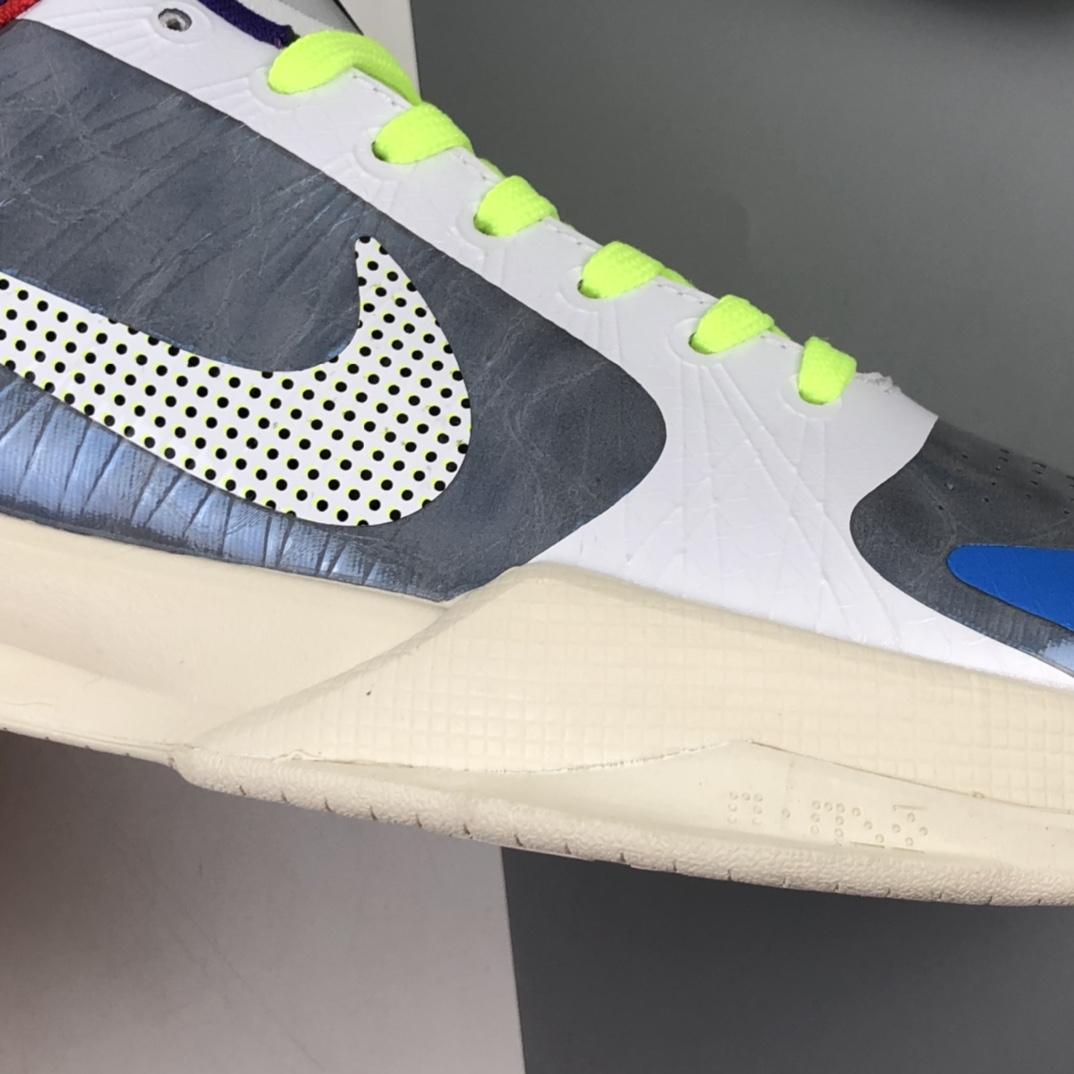 240 Nk Kobe 5 Lakers 科比5代 低帮篮球鞋/塔克 灰白蓝红拼色 CD4991-004
