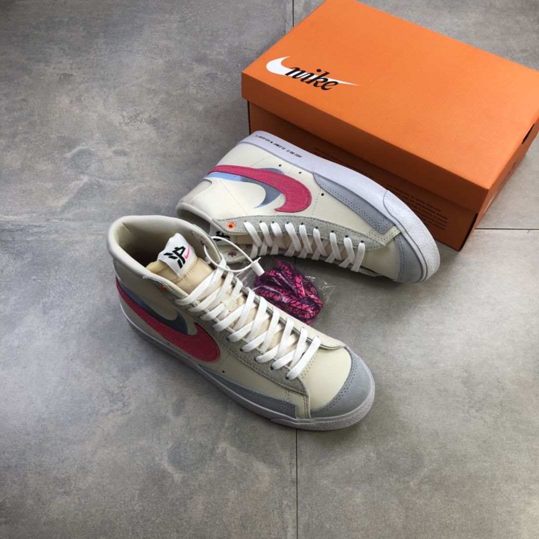 200  Nike Blazer Mid ‘77 开拓者上海限定 米粉蓝 DC0707-164