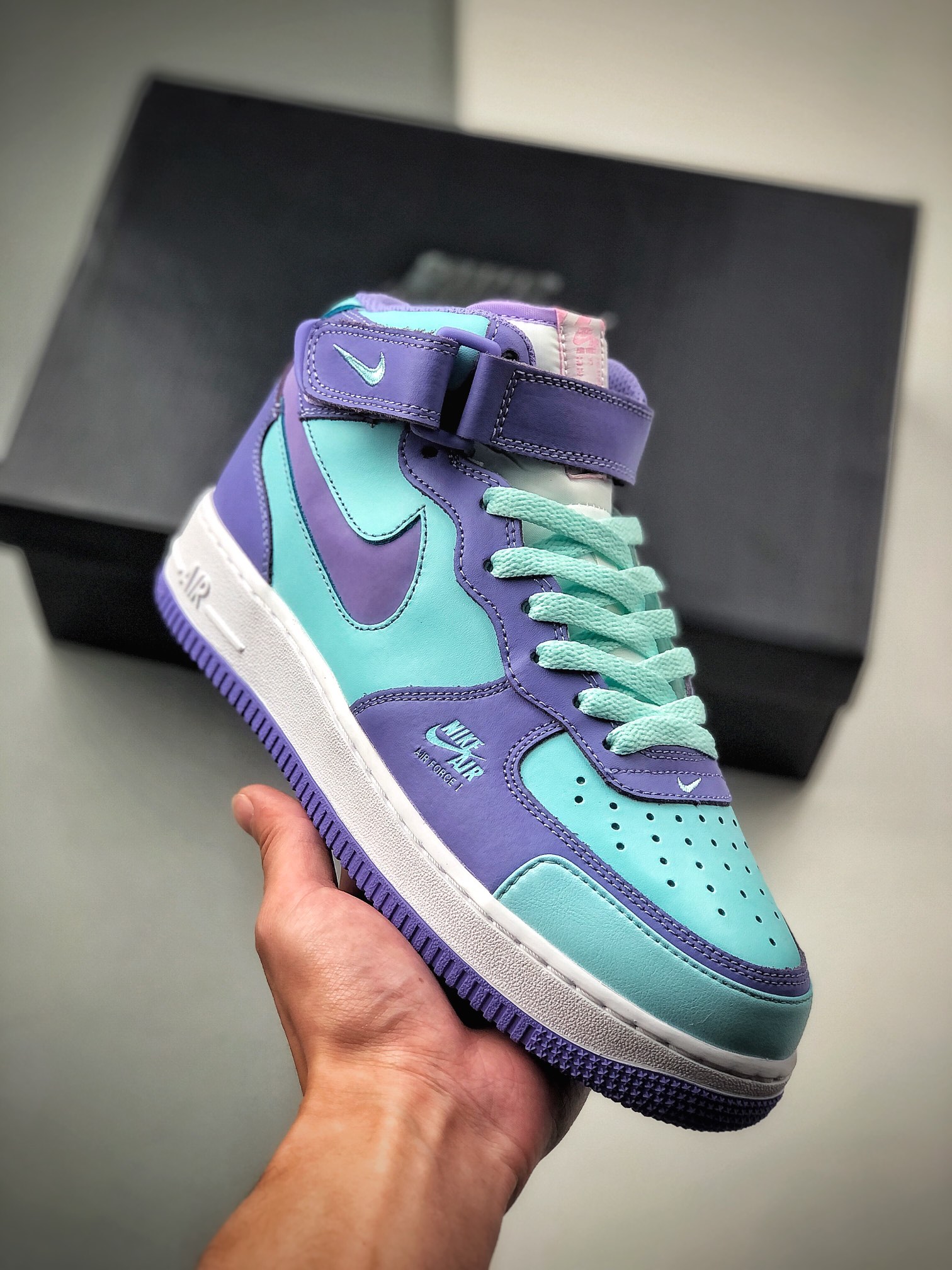 Nike Air Force 1 zapatillas casuales deportivas. Número de artículo: CV3039-107 Tallas: 36 36.5 37.5 38 38.5 39 40 40.5…