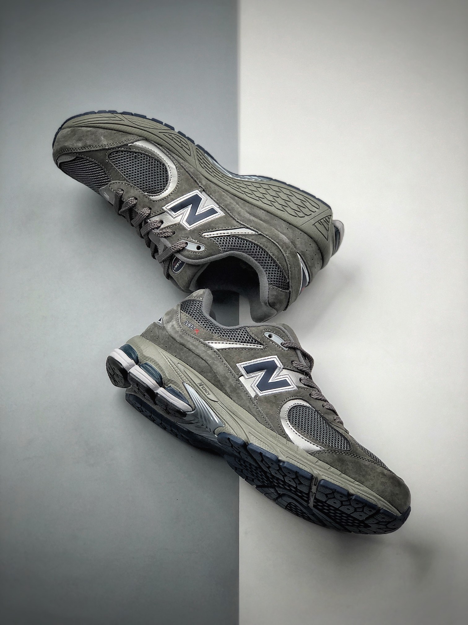 180  新品配色公司级New Balance新百伦NB Made in USA M2002系列美产血统经典复古休闲运动百搭老爹跑步鞋