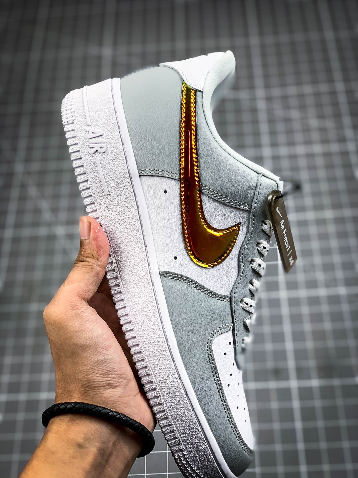 200  Nike Air Force 1 空军一号低帮休闲运动板鞋 DC9029-100
