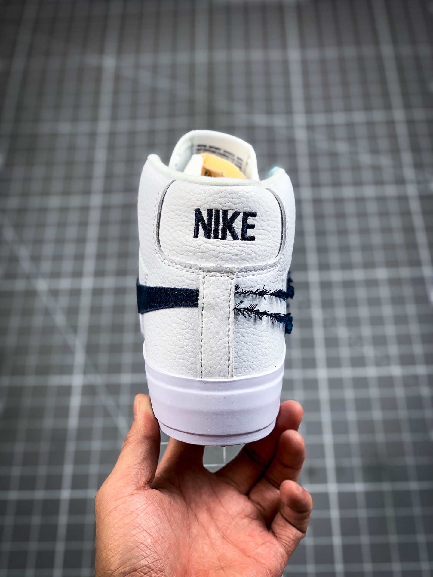 220 Nike SB Blazer Mid Edge “Team Red” 解构拆钩补丁风开拓者高帮 DA2189-900