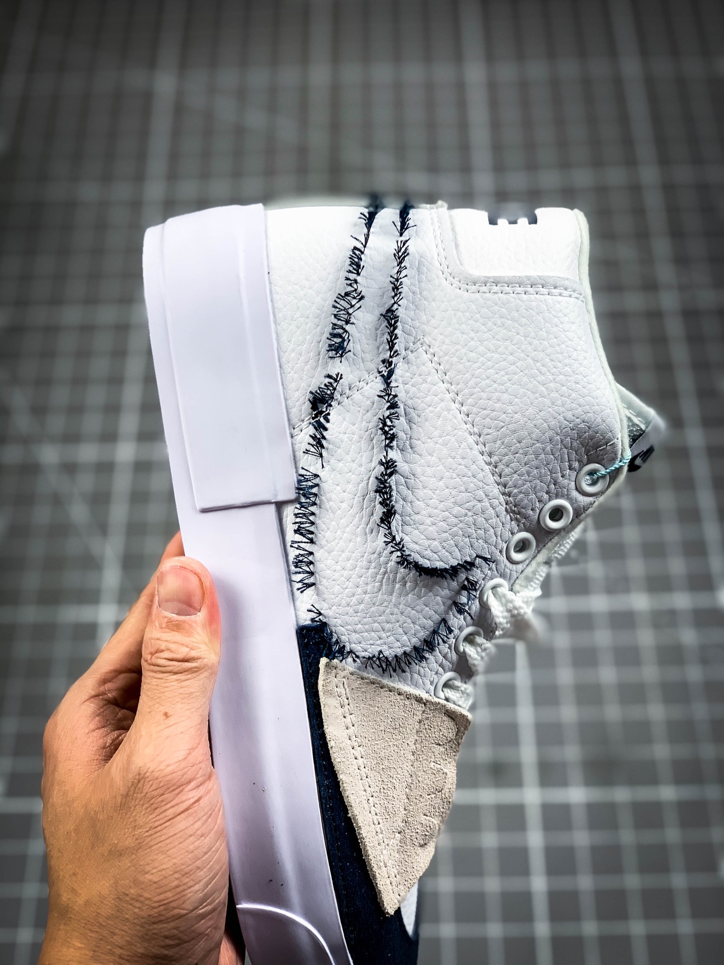220 Nike SB Blazer Mid Edge “Team Red” 解构拆钩补丁风开拓者高帮 DA2189-900