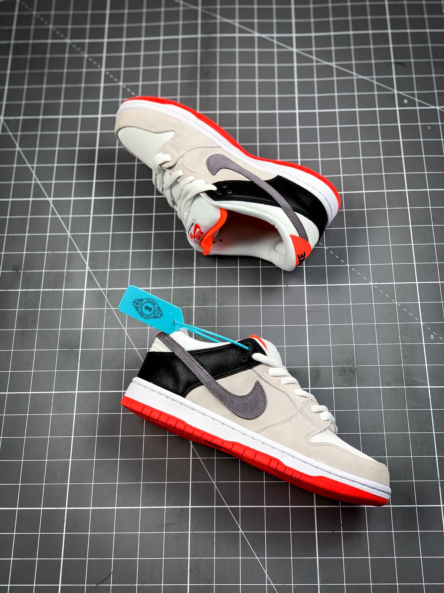 240 Nike SB Dunk Low Pro”Infrared”扣篮系列低帮休闲运动滑板板鞋“红外线灰橙”CD2563-004