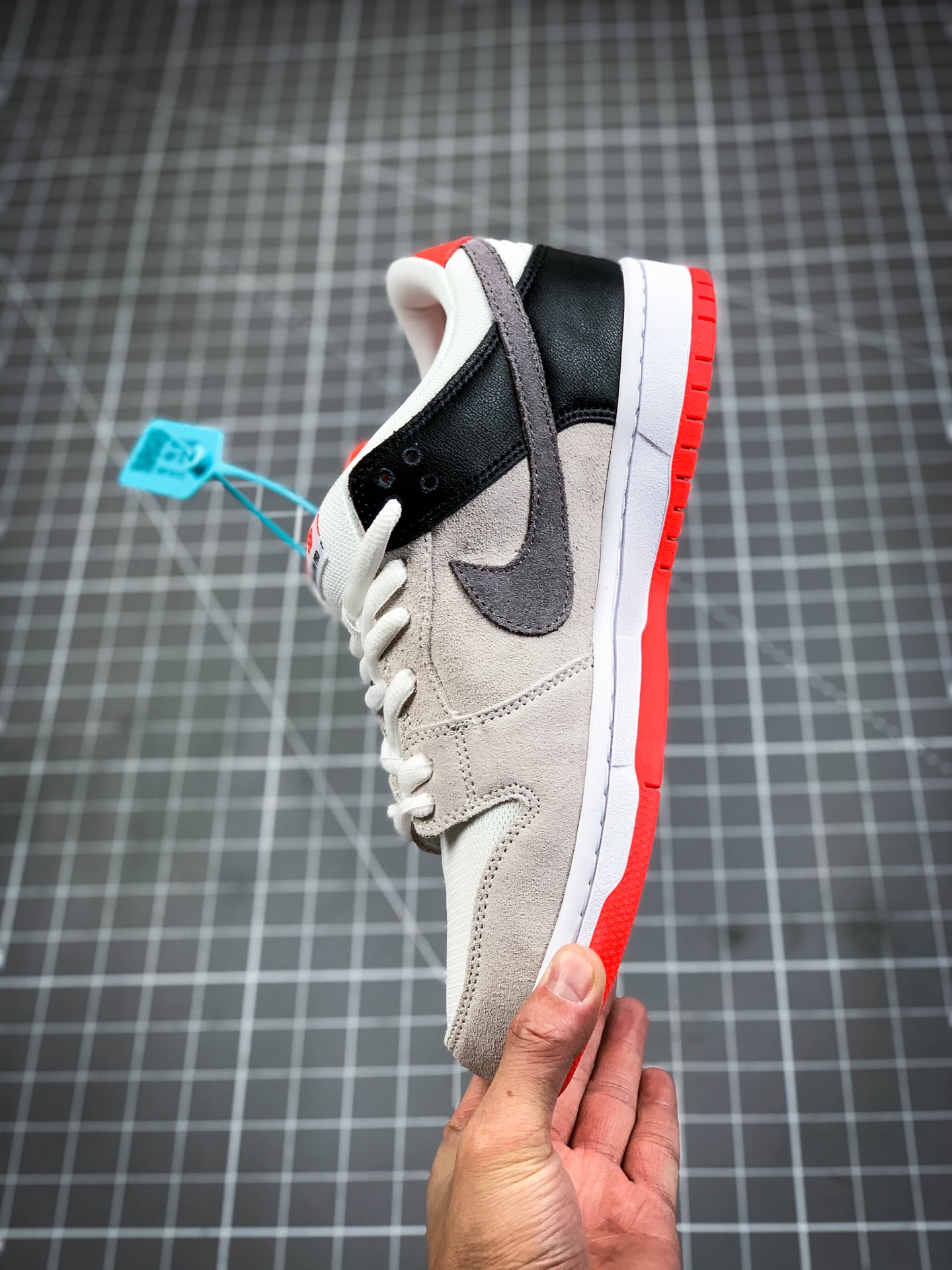 240 Nike SB Dunk Low Pro”Infrared”扣篮系列低帮休闲运动滑板板鞋“红外线灰橙”CD2563-004