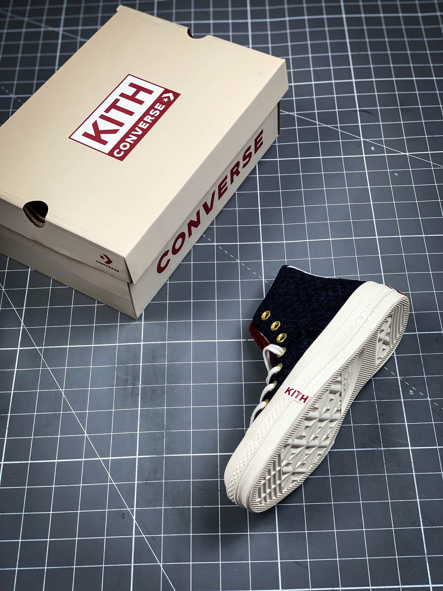160  零点624/41 540/36.5 38Kith x Bergdorf Goodman x Converse