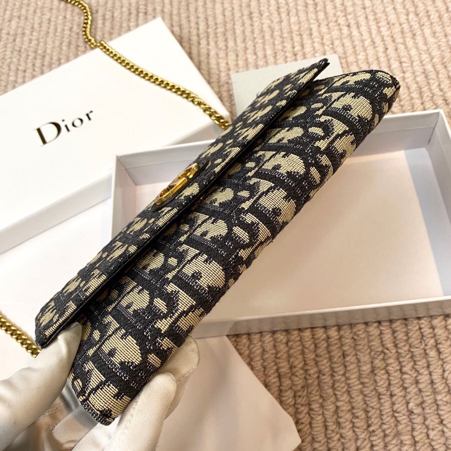 Dior CD字母装饰 19*10.5*3.5