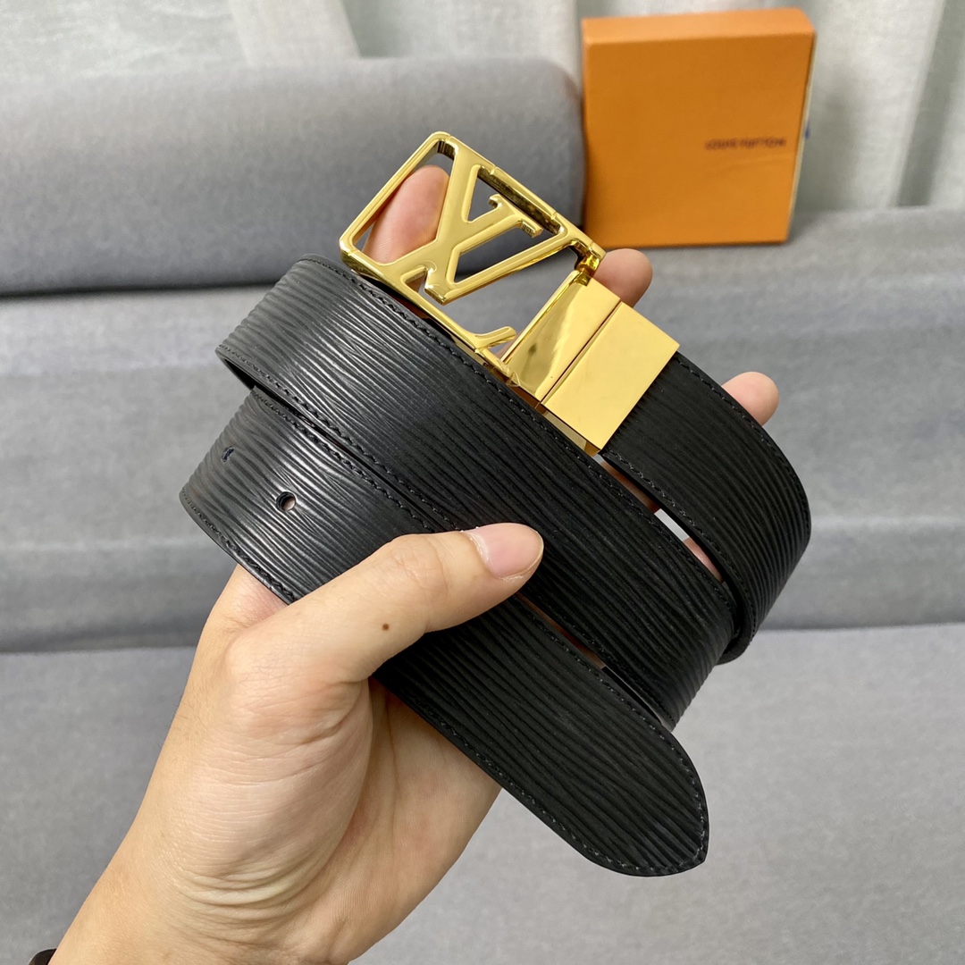 Louis Vuitton 1:1
 Belts Calfskin Cowhide