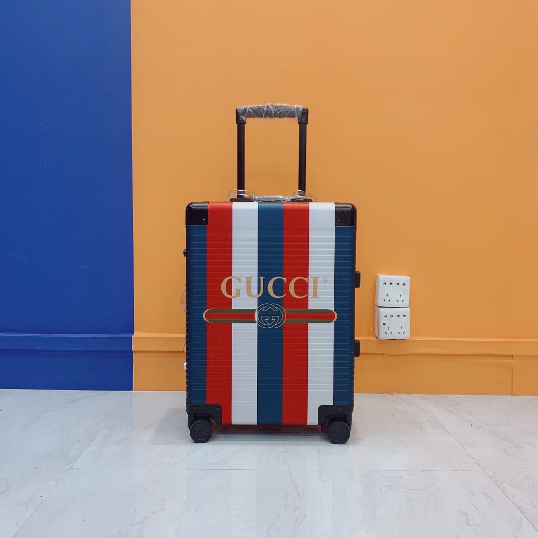 Maleta de equipaje de mano GUCCl de aleación de aluminio-magnesio, que expresa lujo en cada accesorio y proceso. Diseño…
