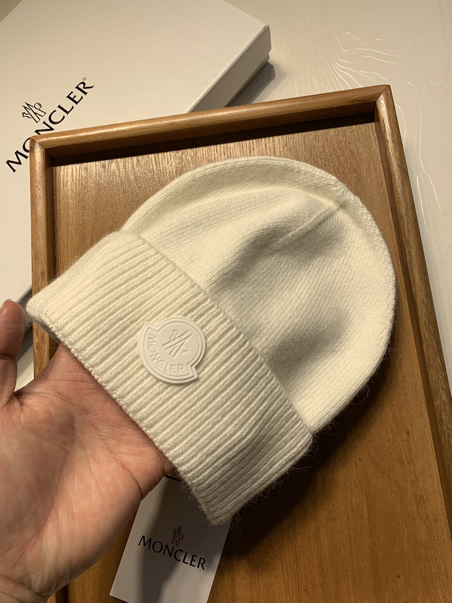 🌹。蒙口。【羊毛单帽】客供小羊毛！珍贵典藏的灵魂帽子！客供色纱.每个颜色都非常好看！经典！手感软腻.70