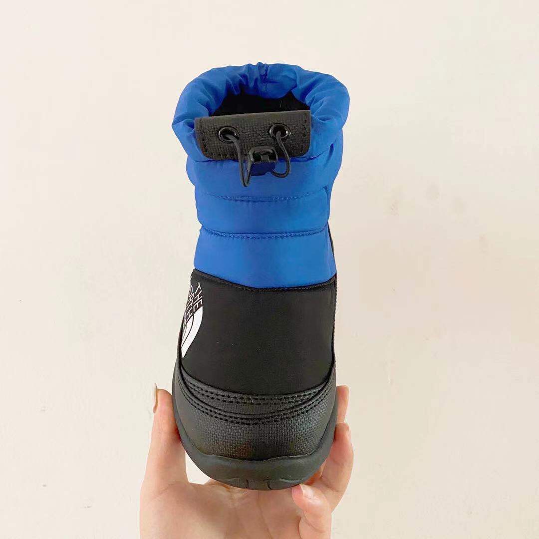 图片[2]-北面高帮儿童雪地靴 尺码：24-39码 让宝贝的脚丫穿上羽绒服，超级暖和宝贝再也不怕冷到脚了❤️防滑耐磨大底✔️内里高帮加绒加厚，保暖舒适❄️-选品中心