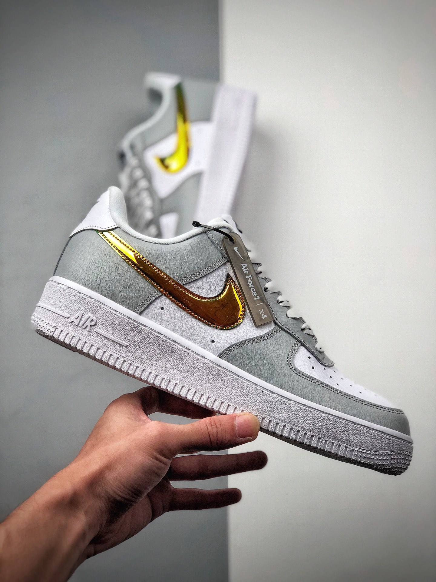 200 Nike 空军一号运动休闲板鞋  DC9029-100