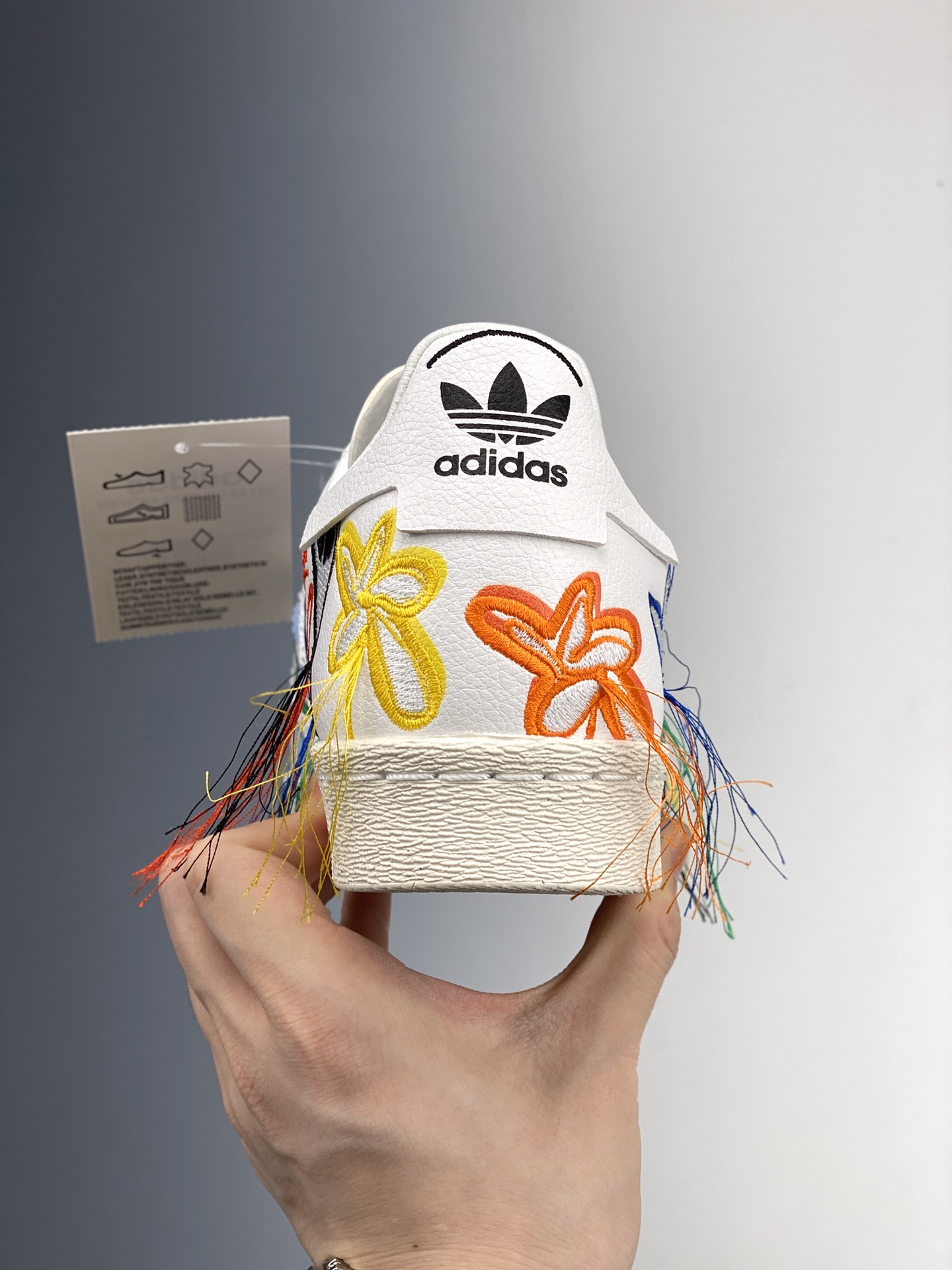 260 Adidas ACE SUPERARTH这次鞋款在设计方面注重生态元素的设计fz4724