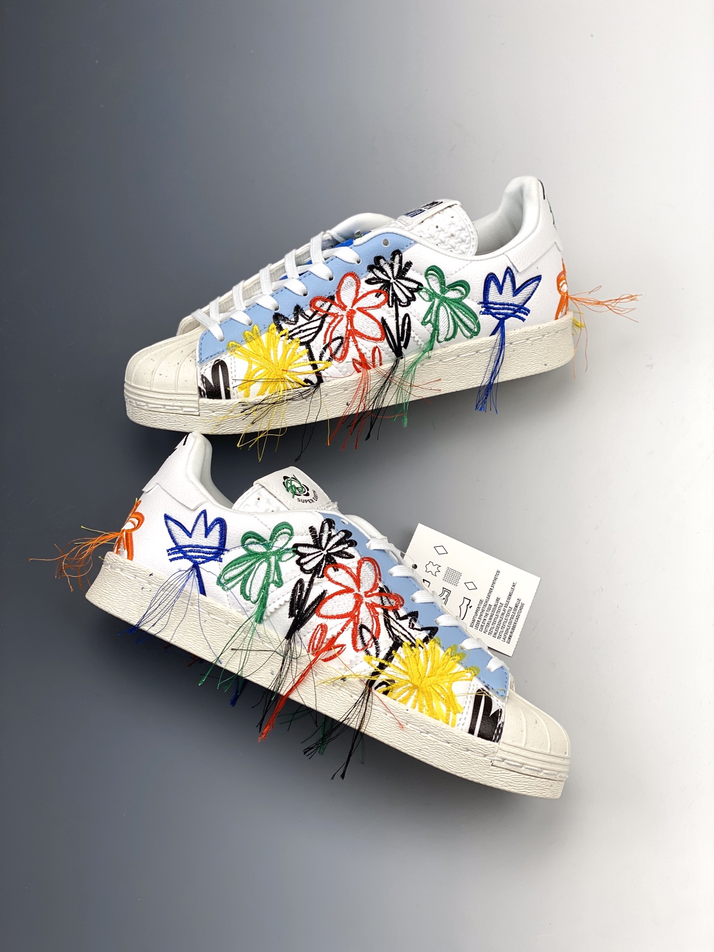 260 Adidas ACE SUPERARTH这次鞋款在设计方面注重生态元素的设计fz4724