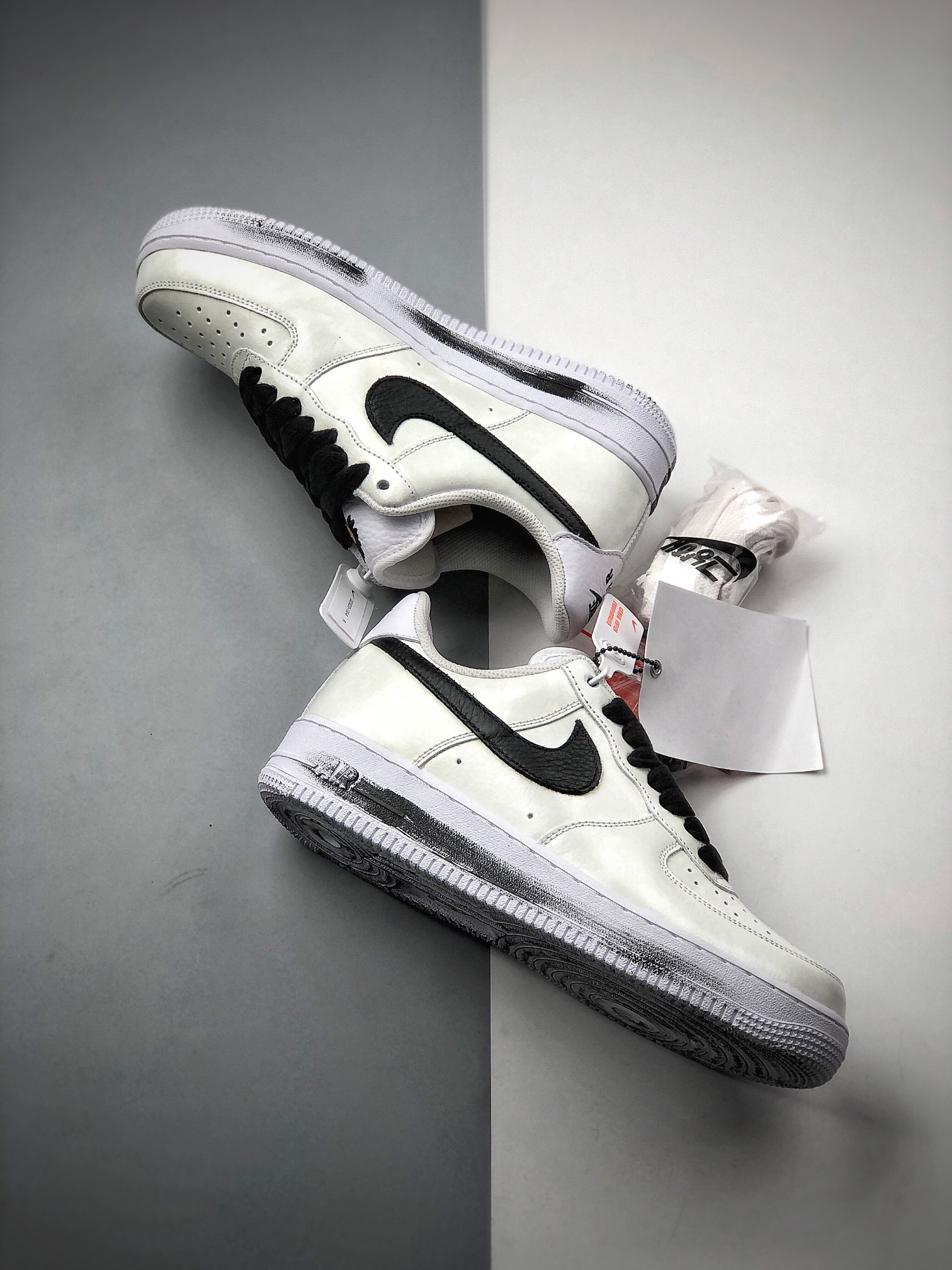 400 PEACEMINUSONE x Nike Air Force 1 '07 Low ”白黑”空军低帮经典百搭休闲运动板鞋DD322-100