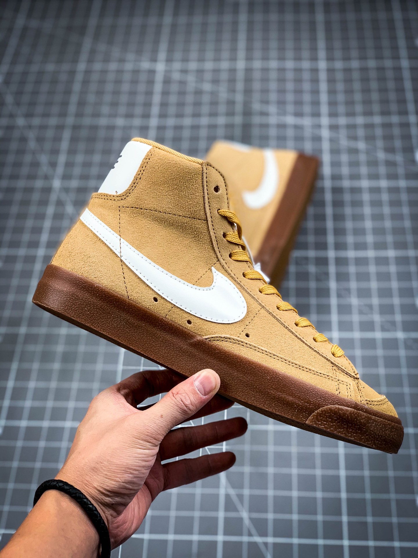200 公司级耐克Nike M BLAZER MID 77 SUEDE开拓者中帮休闲板鞋DB5461-700