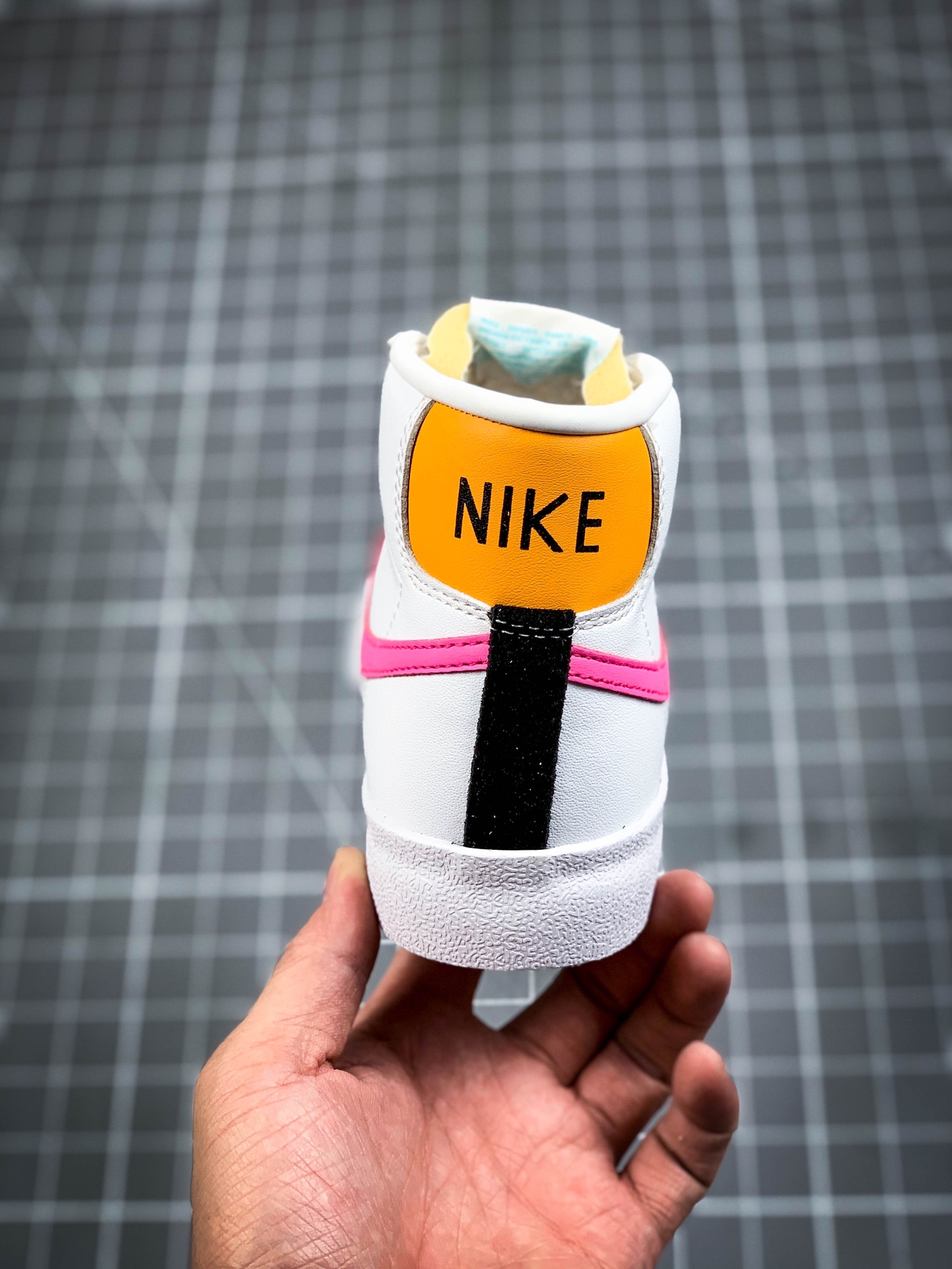 200 Nike Blazer MidVintage'77 白蓝粉   DA4295-100
