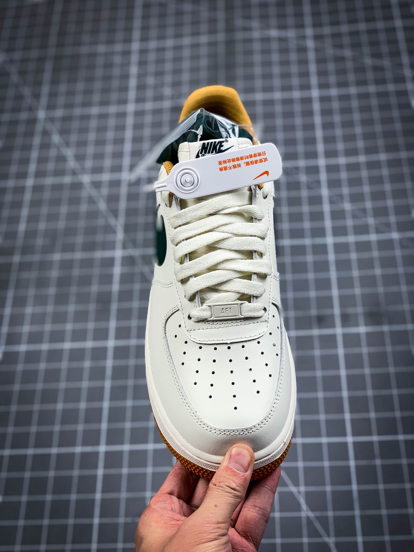220 Nike Air Force1 '07 空军一号 奶咖绿 休闲板鞋 CJ6065-600