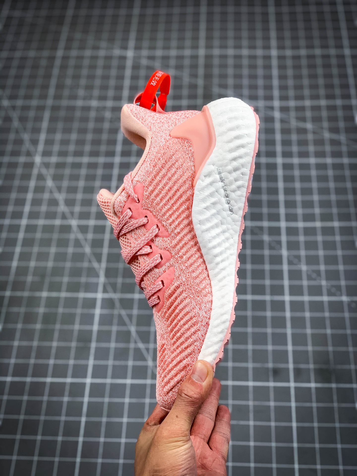 200 Adidas 阿迪达斯 AlphaBounce  Boost 阿尔法爆米花大底休闲跑步鞋 EF1285