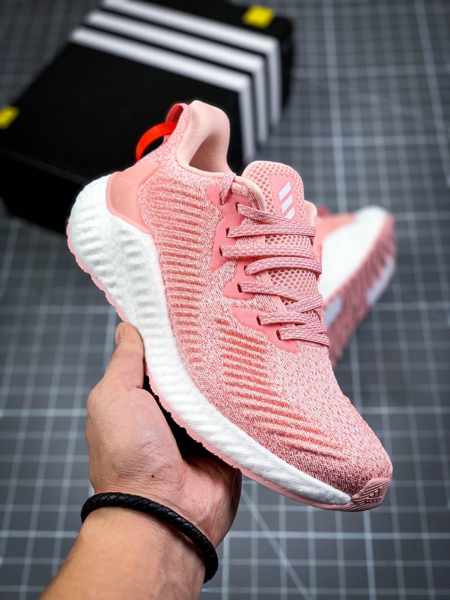 200 Adidas 阿迪达斯 AlphaBounce  Boost 阿尔法爆米花大底休闲跑步鞋 EF1285