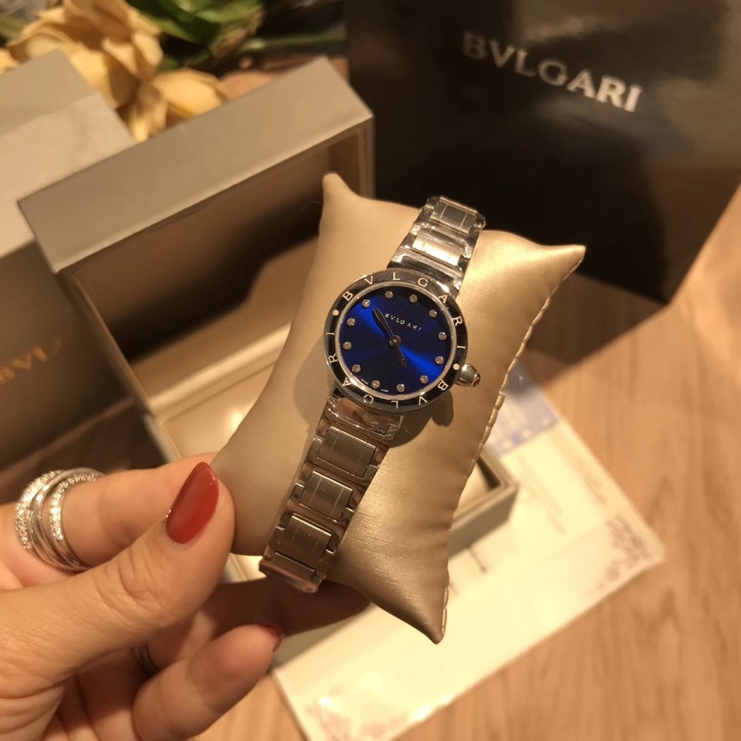 Bvlgari Bogli Mini Watch: White Shell, Rose Gold, Sapphire Lenses, Steel-Free Steel - 图片 5