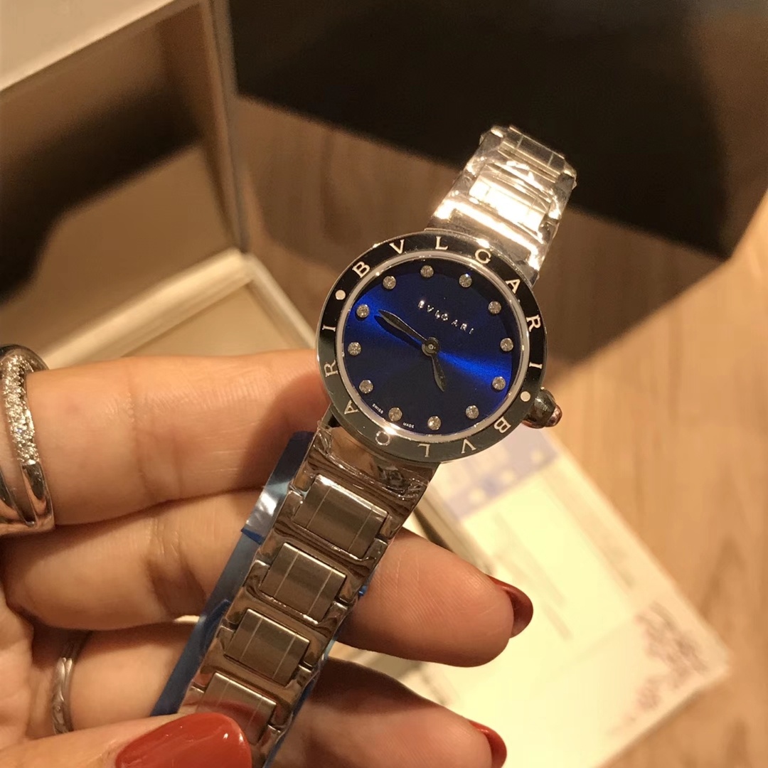 Bvlgari Bogli Mini Watch: White Shell, Rose Gold, Sapphire Lenses, Steel-Free Steel - 图片 4