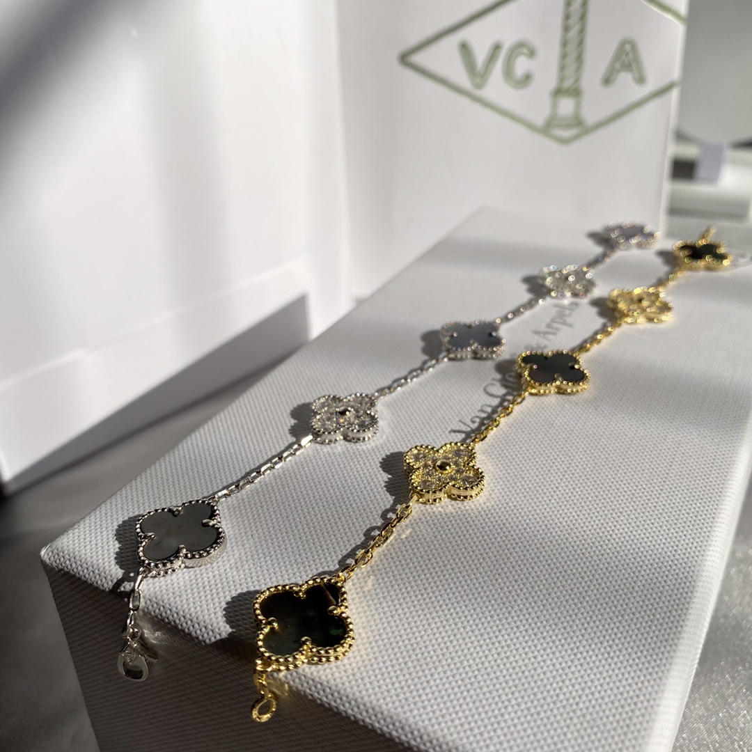 NO:102337,VCA five-flower diamond bracelet natural gray shell original thick chain steel stamp color is in the same color as 750k gold color system is the same as 925 sterling silver material Platinum/K red/K yellow, Vca bracelet, bracelet, pure silver19860909VCA五花间钻手链天然灰贝 原版粗链钢印颜色齐 厚金电镀 色系与750k金一致 925纯银材质 白金/K红/K黄,Vca手链,bracelet,pure silver,Jewelry