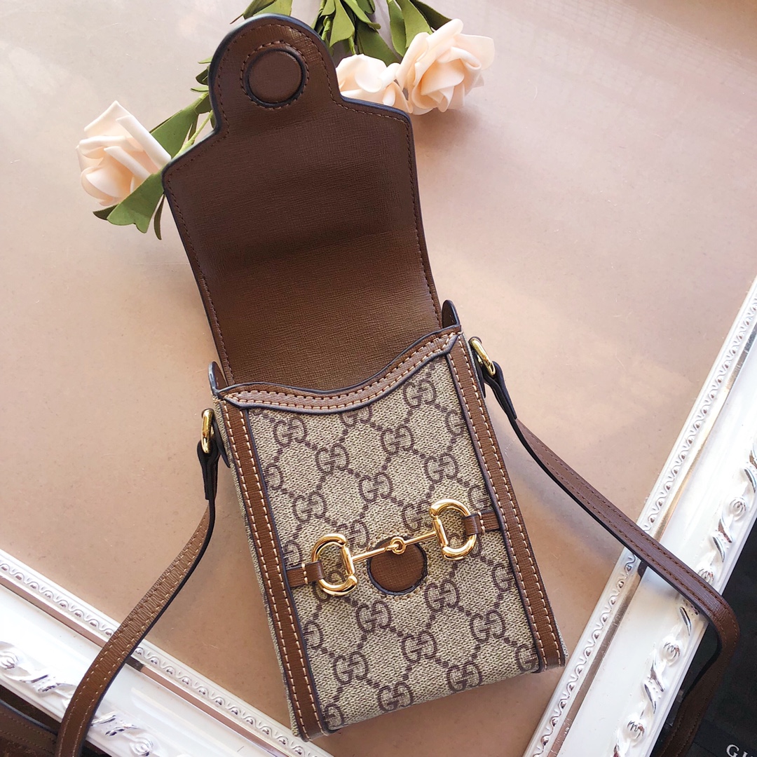 GUCCI古驰 1955シリーズ新款携帯電話ポーチ 高級感溢れるデザイン