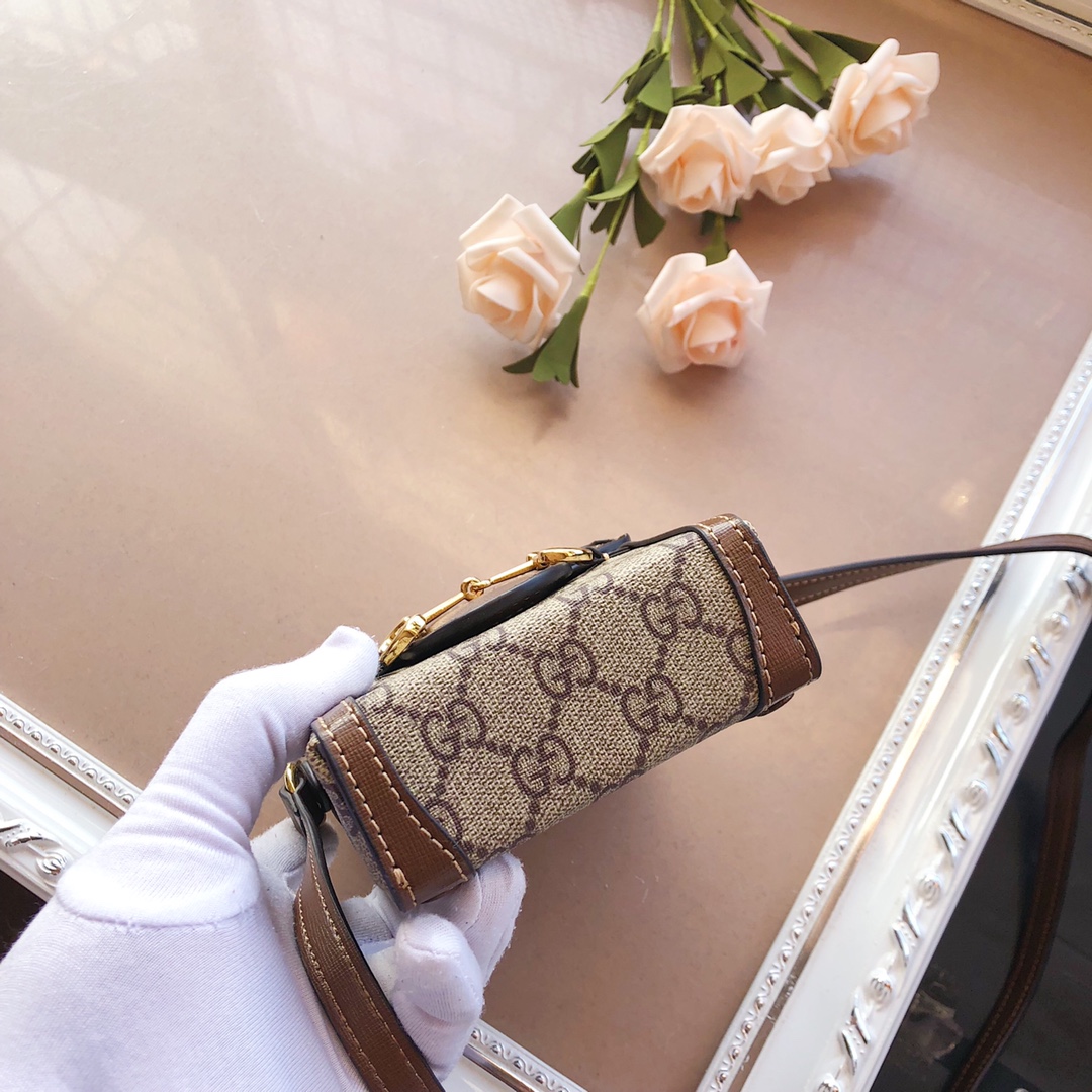 GUCCI古驰 1955シリーズ新款携帯電話ポーチ 高級感溢れるデザイン