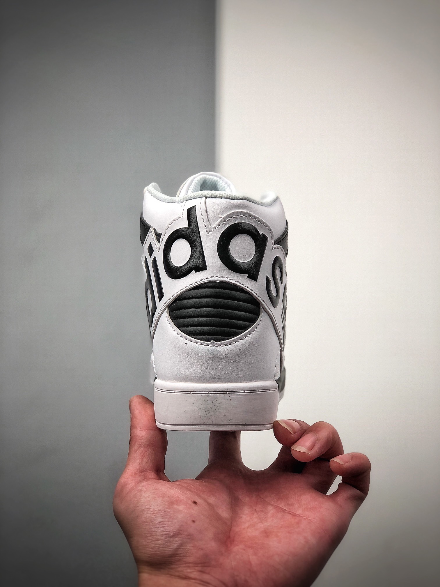 200 HARDCOURT HI BIG LOGO 大三叶草高帮板鞋 CM8068