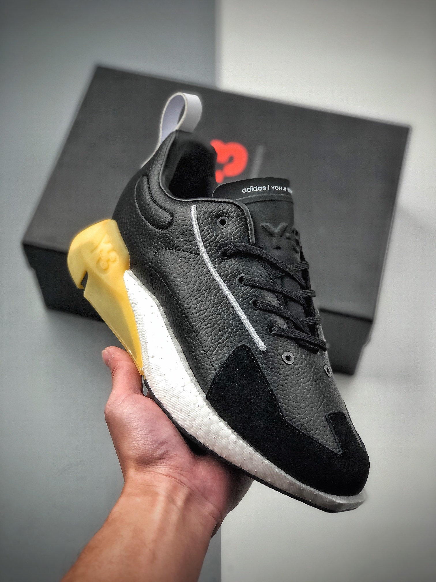 300 Adidas Y-3 Kaiwa Chunky Sneakers 暗黑先锋