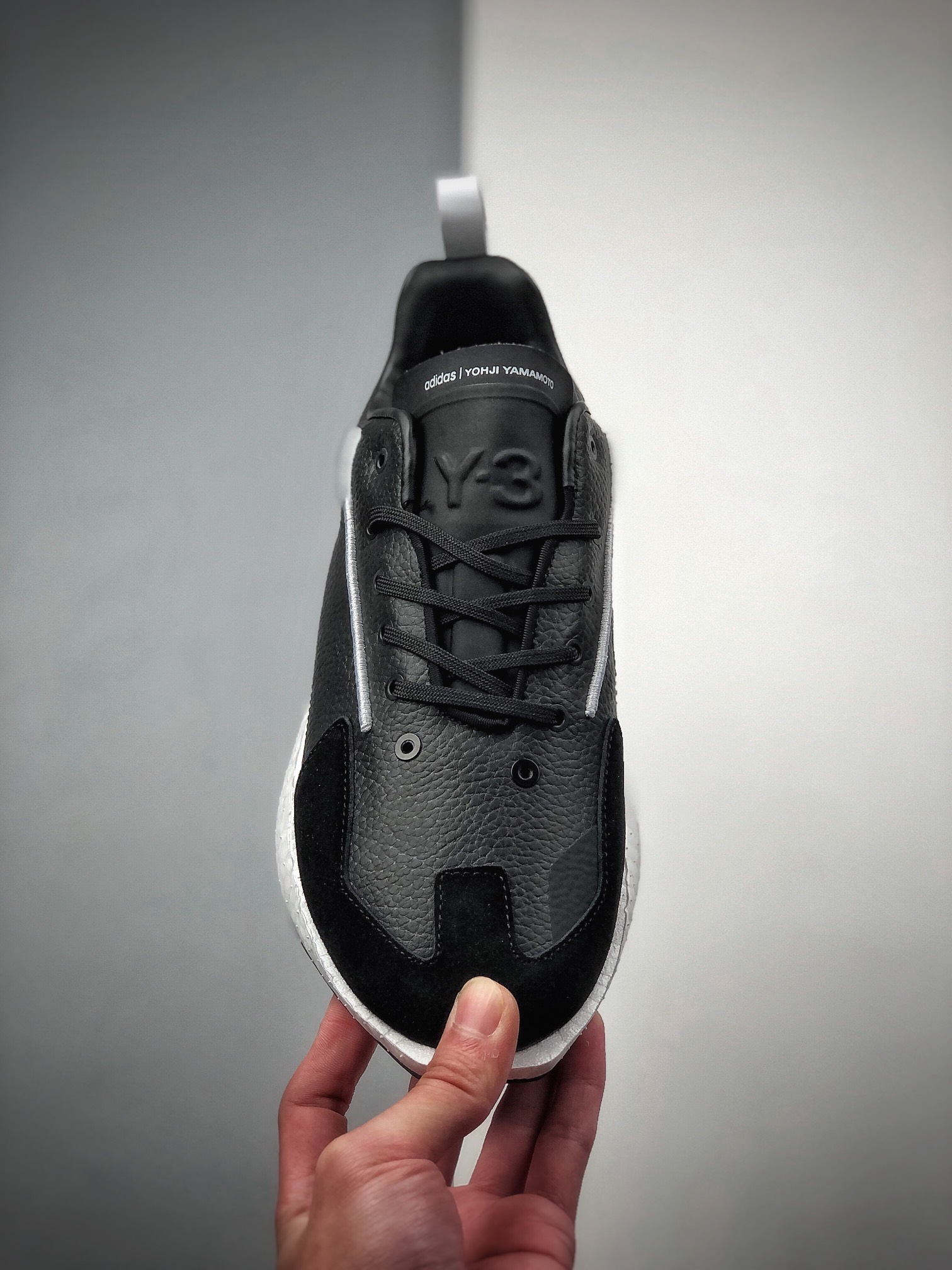 300 Adidas Y-3 Kaiwa Chunky Sneakers 暗黑先锋