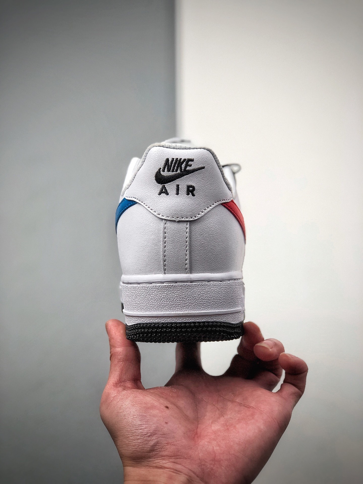 200 NIKE FORCE空军一号运动休闲板鞋 CT2816-100