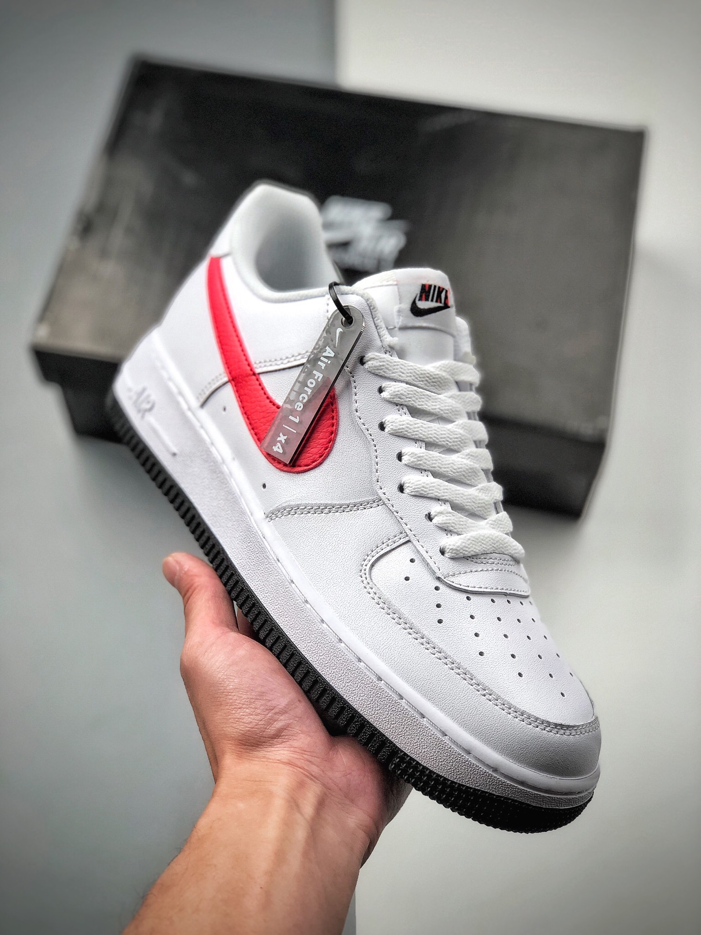 200 NIKE FORCE空军一号运动休闲板鞋 CT2816-100