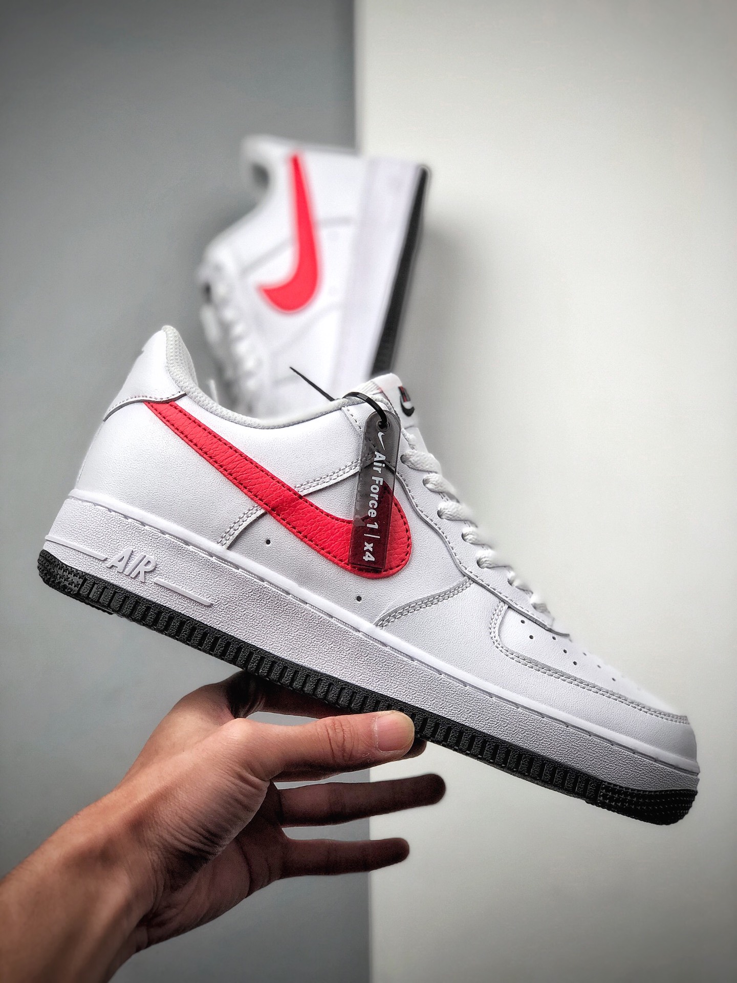 200 NIKE FORCE空军一号运动休闲板鞋 CT2816-100