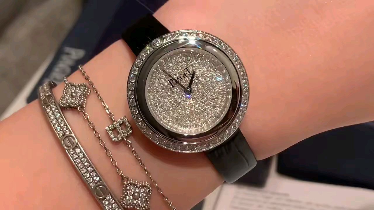 Piaget 伯爵PIAGPOSESSION系列 完美品相 360度可旋转耀眼钻圈 时来运转好寓意