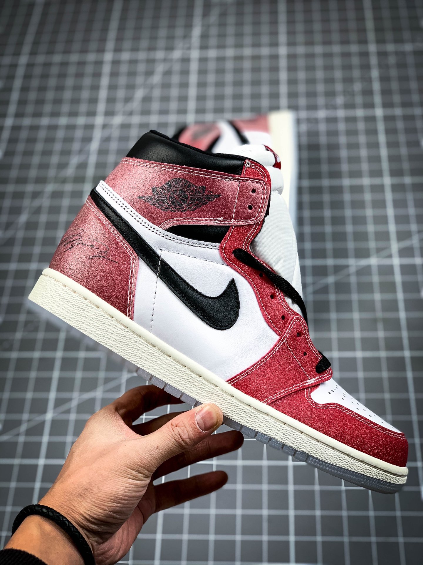 320 全新芝加哥配色 Air Jordan 1 HIGH AJ1 乔一高帮 DA2728-100