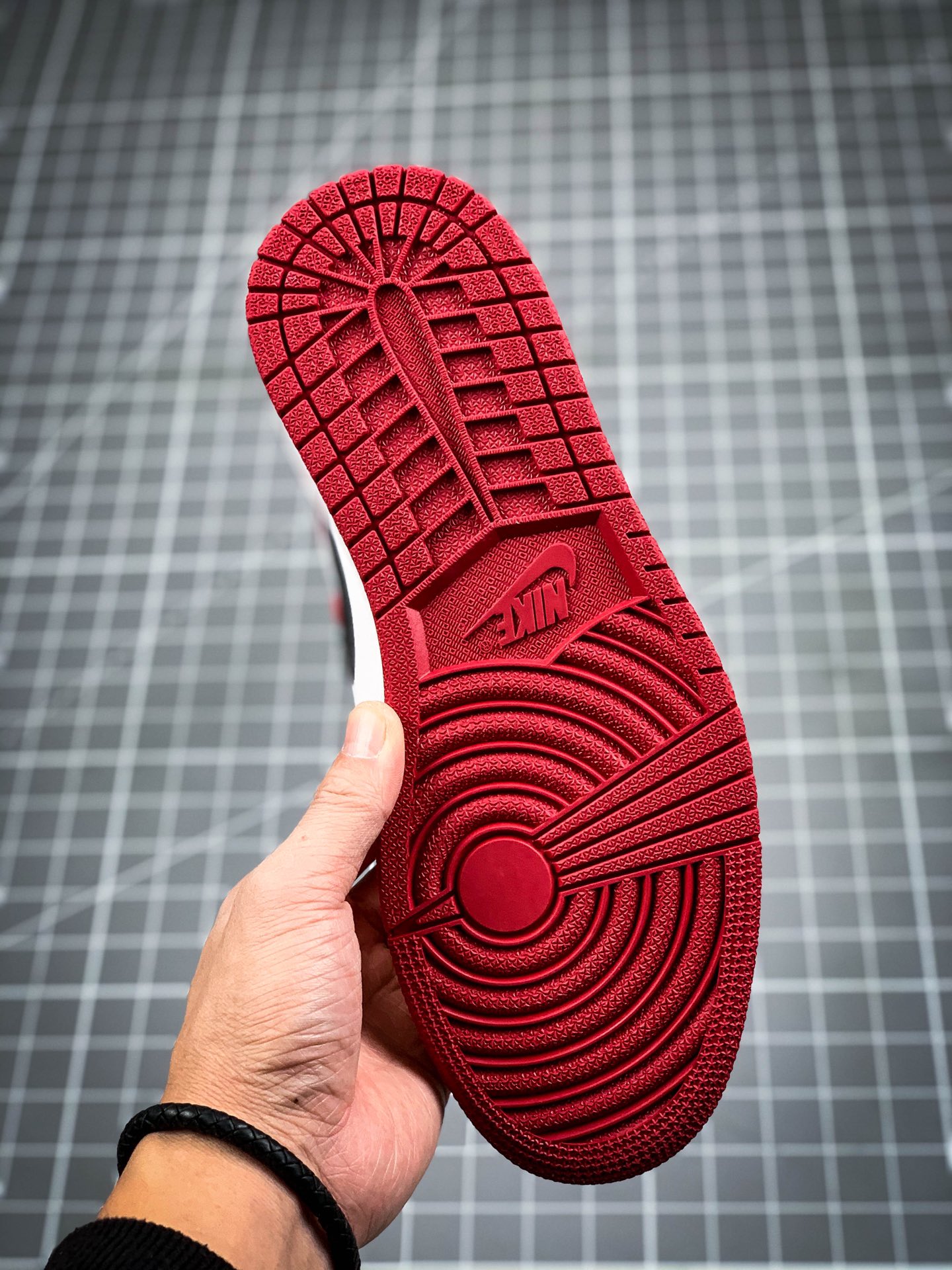 240 Air Jordan 1 Retro ” Chicago” AJ1乔1 芝加哥 555088-101