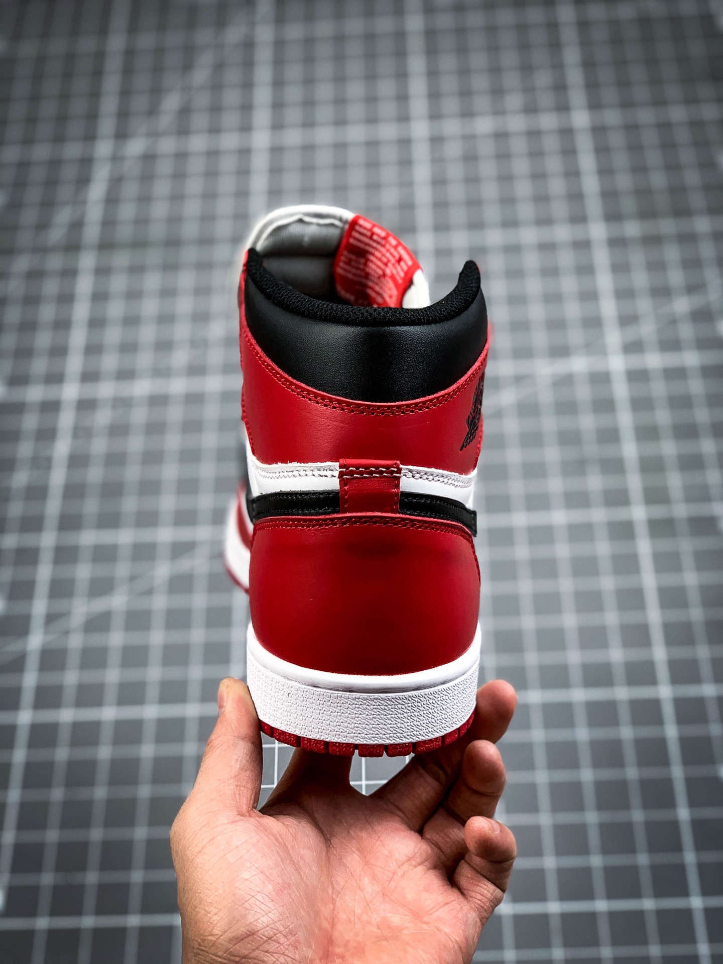 240 Air Jordan 1 Retro ” Chicago” AJ1乔1 芝加哥 555088-101